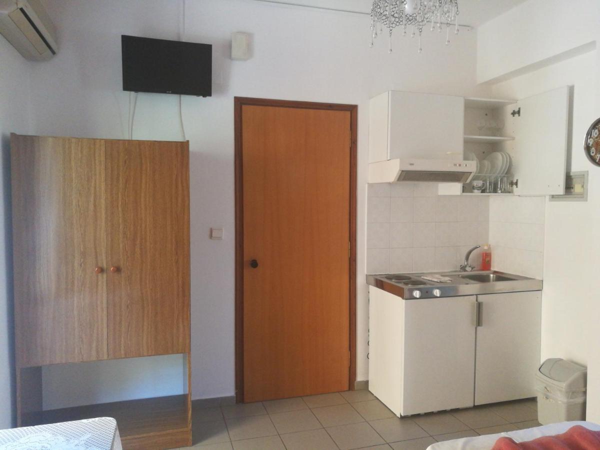 Adamas Rooms 팔라이오코라 외부 사진