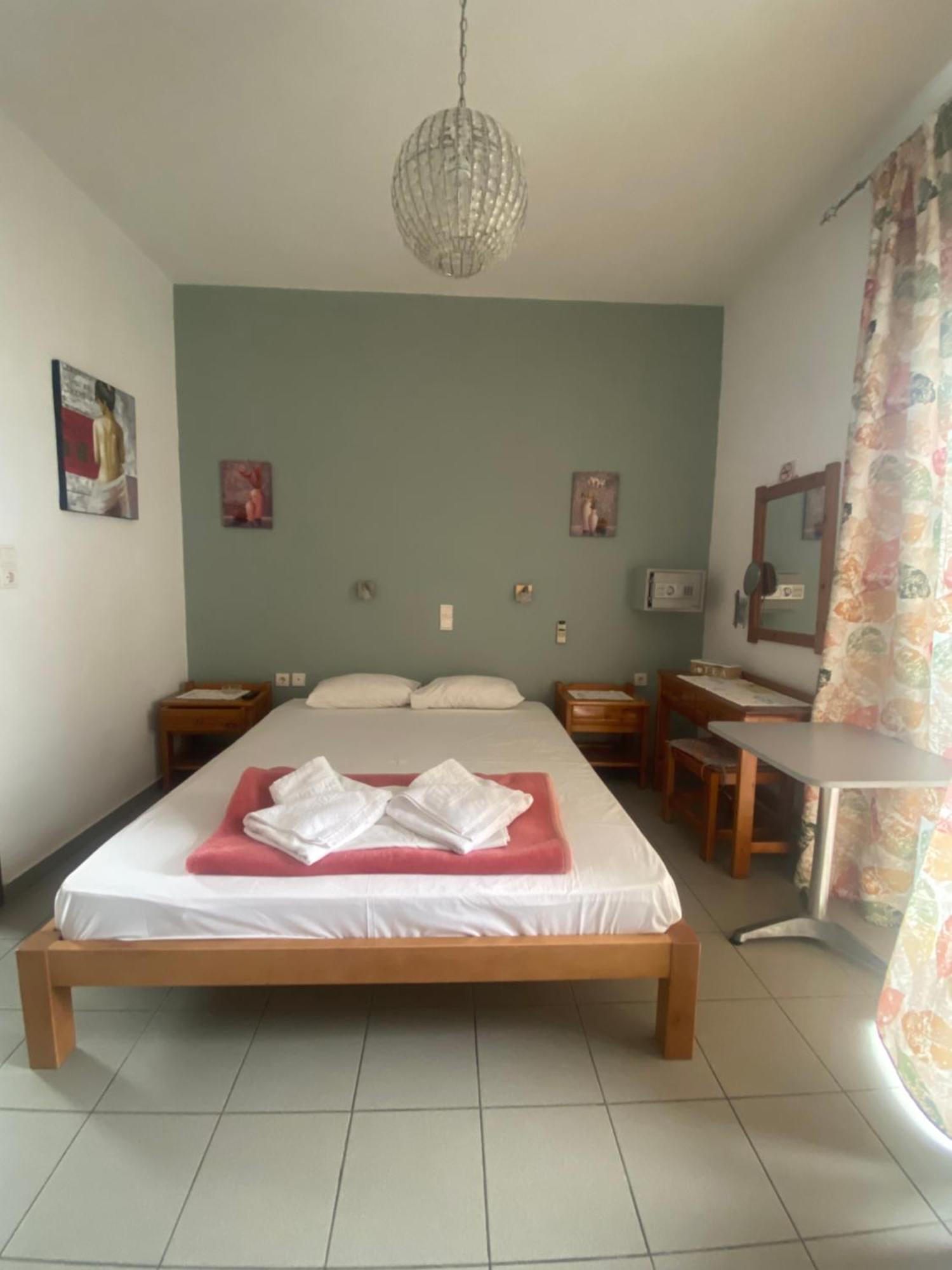 Adamas Rooms 팔라이오코라 외부 사진